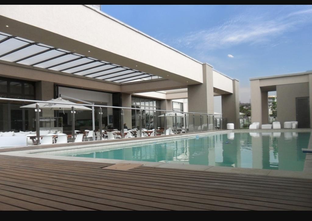 615 Sandton Skye Johannesburg Exterior foto